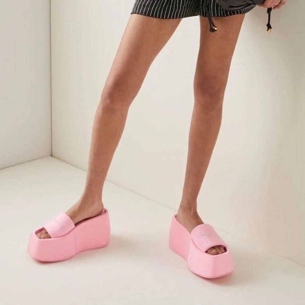 Alexander Wang Taji Platform Slide Sandals Pink Padded Wedge EU38 7 Streetwear
